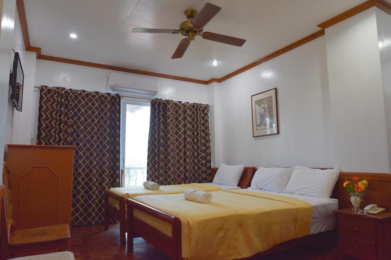 Ang Tahanan Ni Aling Meding Hotel And Restaurant San Pablo Exteriör bild