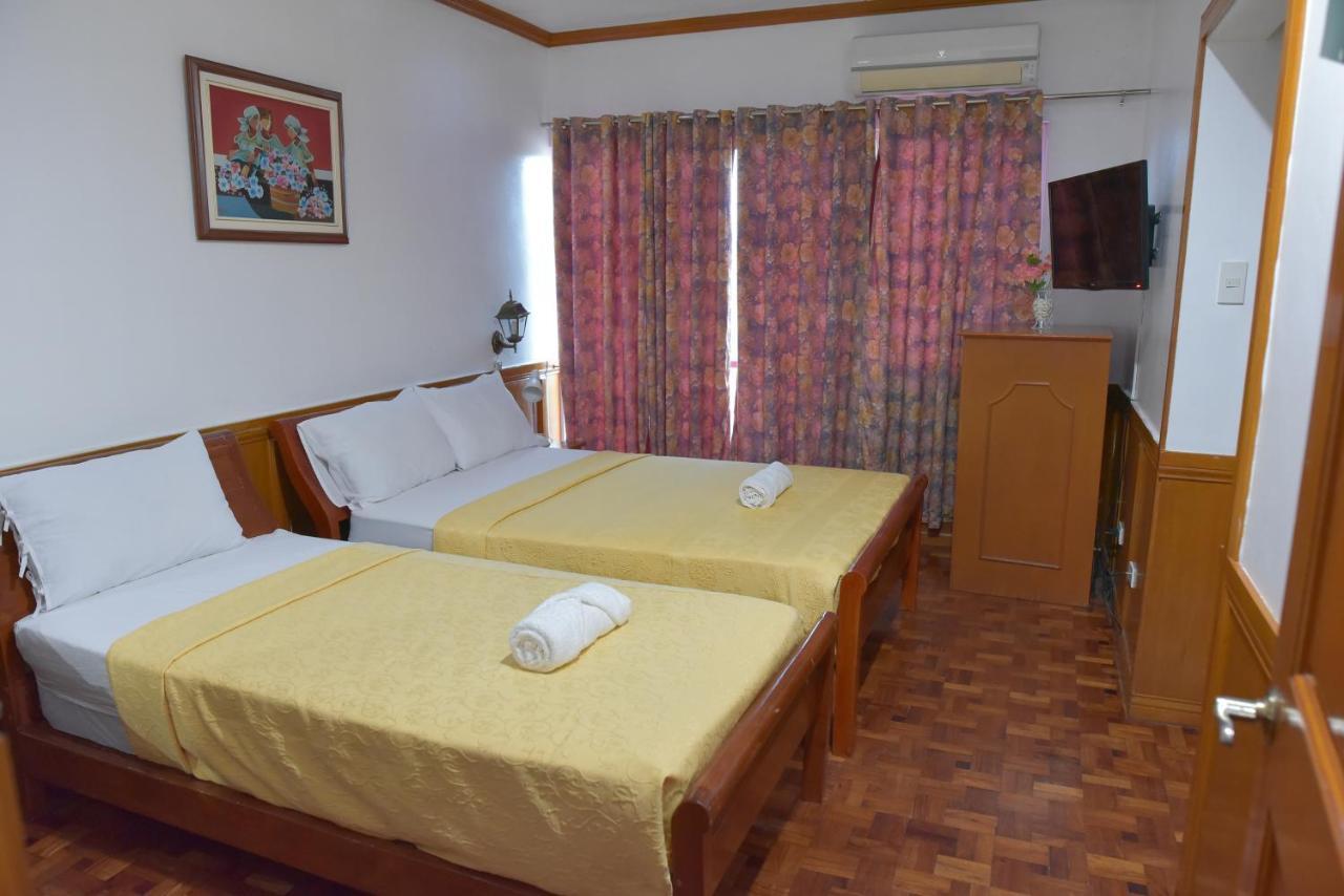 Ang Tahanan Ni Aling Meding Hotel And Restaurant San Pablo Exteriör bild